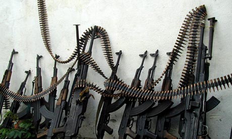arms-trade-kalashnikov-ri-007